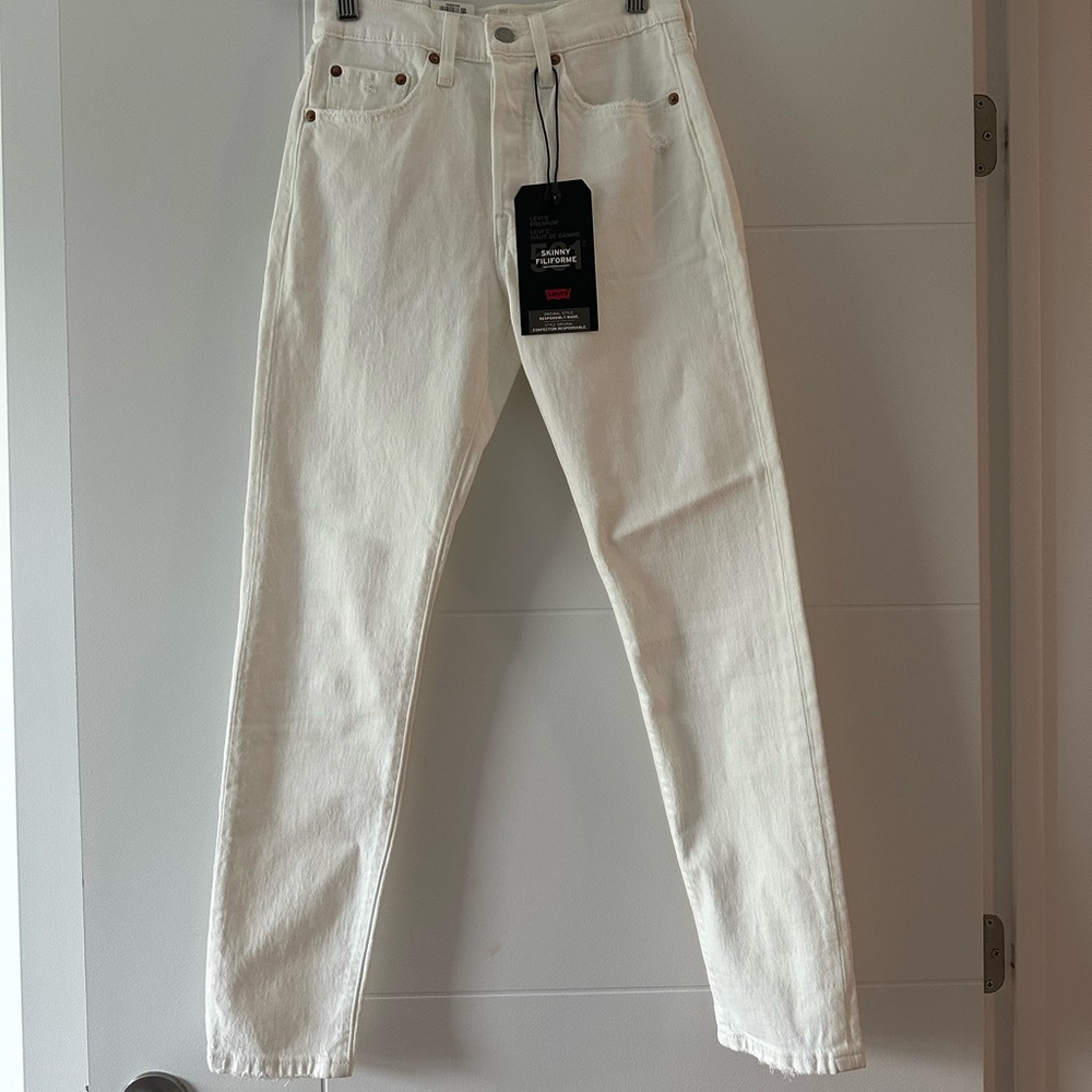 Aritzia Levi’s Premium 501 Skinny White